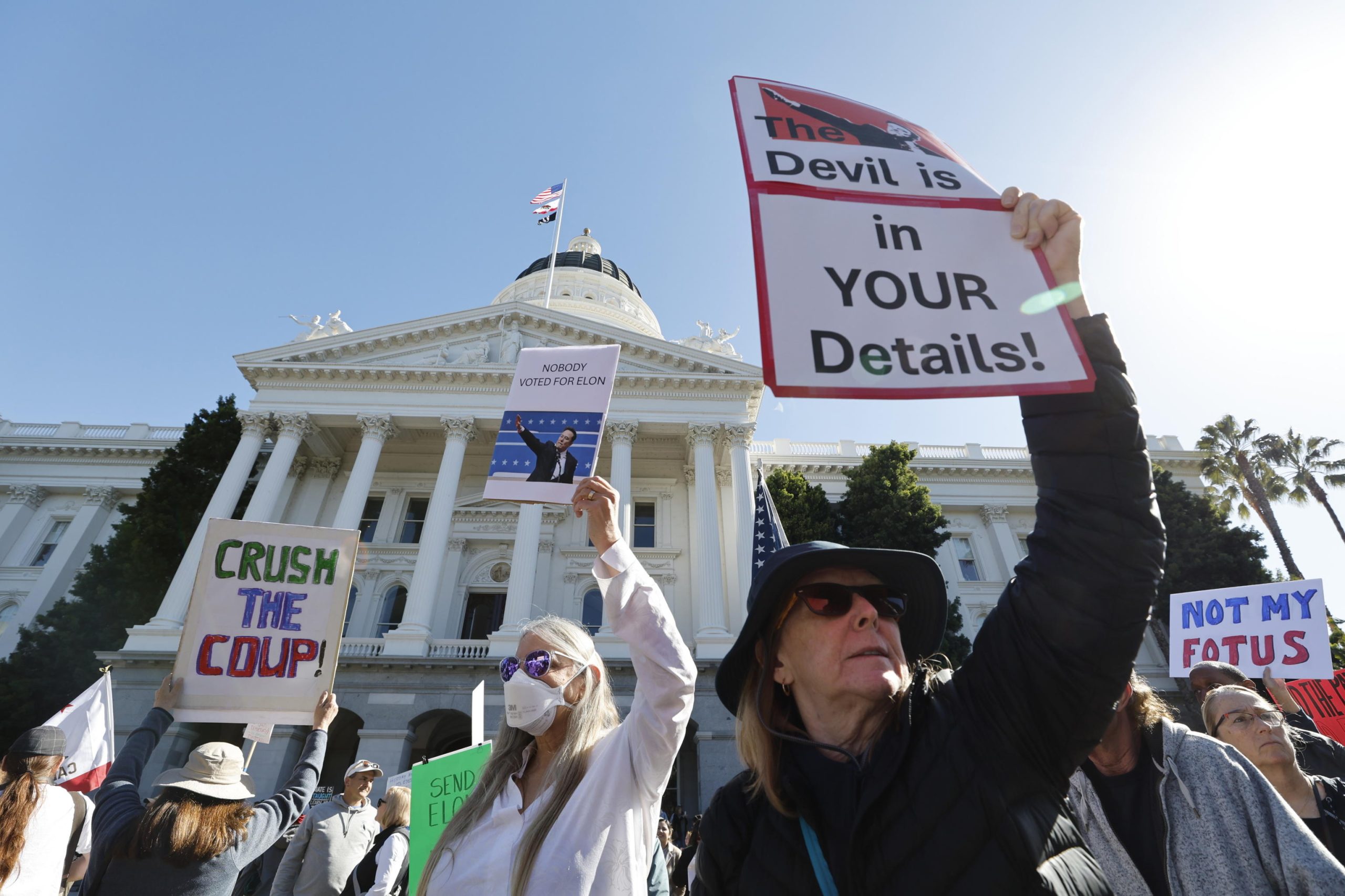 Protesta nazionale contro Trump negli Stati Uniti