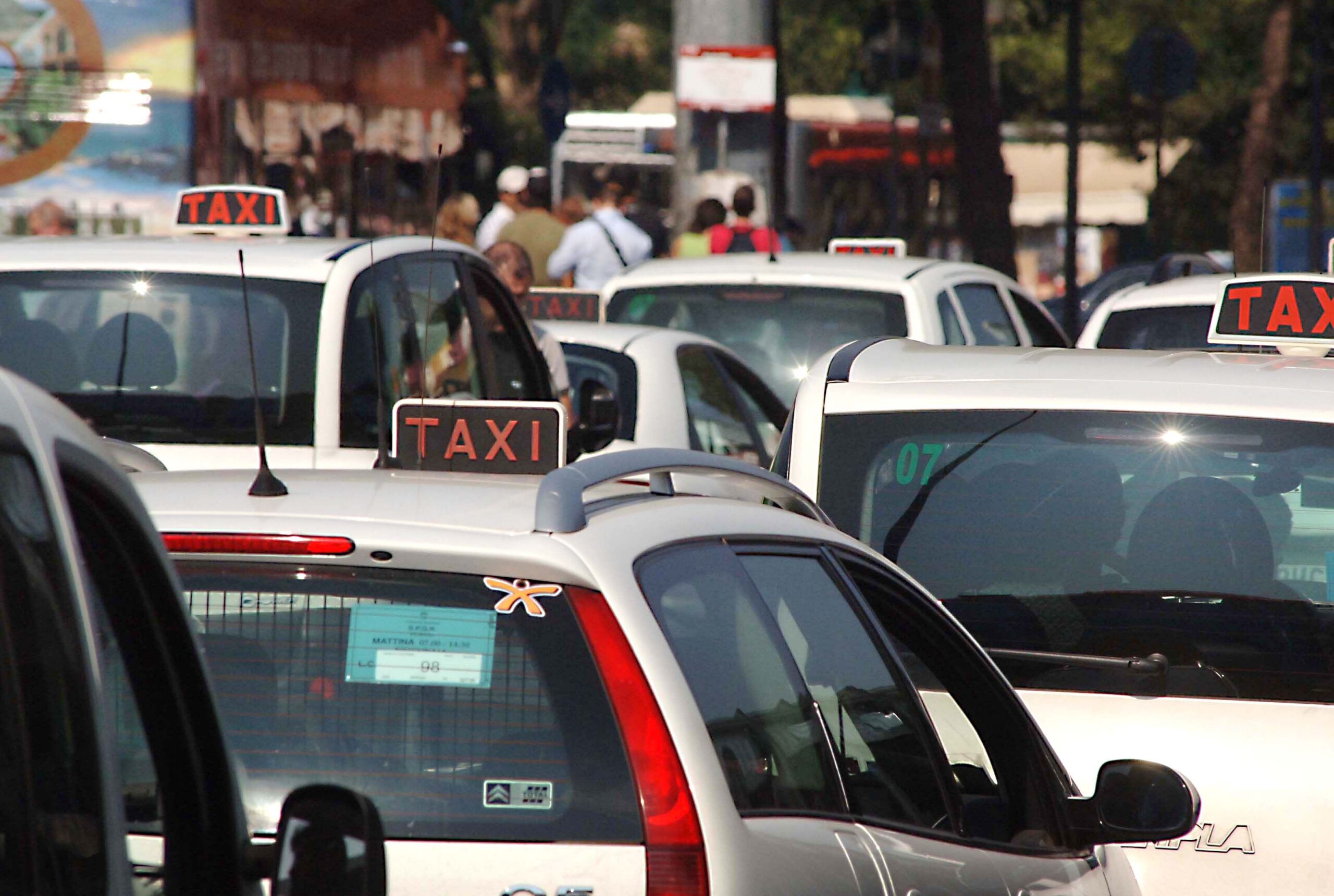 Roma, la svolta per i taxi: pubblicata la nuova graduatoria definitiva del bando