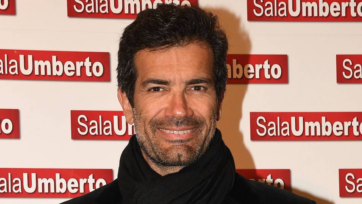 Marco Bonini, tutto sul protagonista di “Tutto quello che ho”: età, carriera, famiglia e quel passato da “diverso”