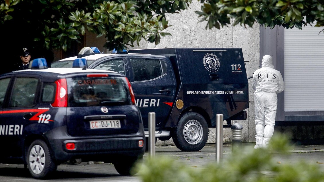 Civitavecchia: uomo accoltella la compagna e si presenta alle autorità