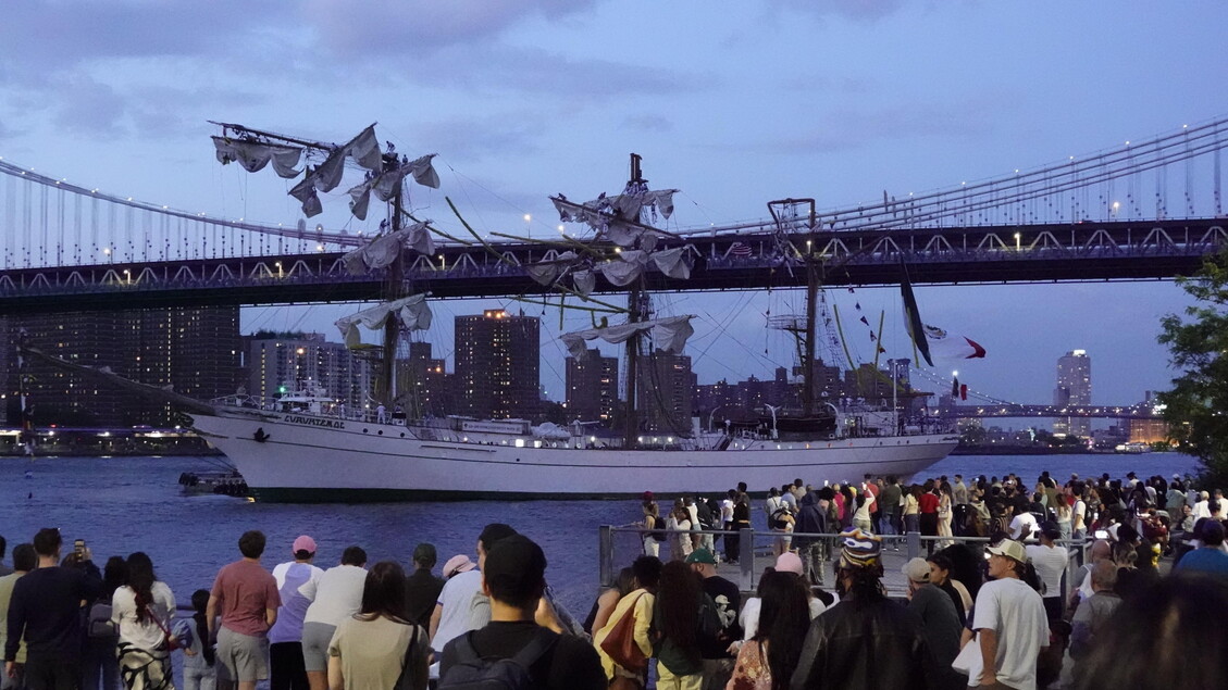 Due vittime a seguito dell’incidente tra una nave e il ponte di Brooklyn