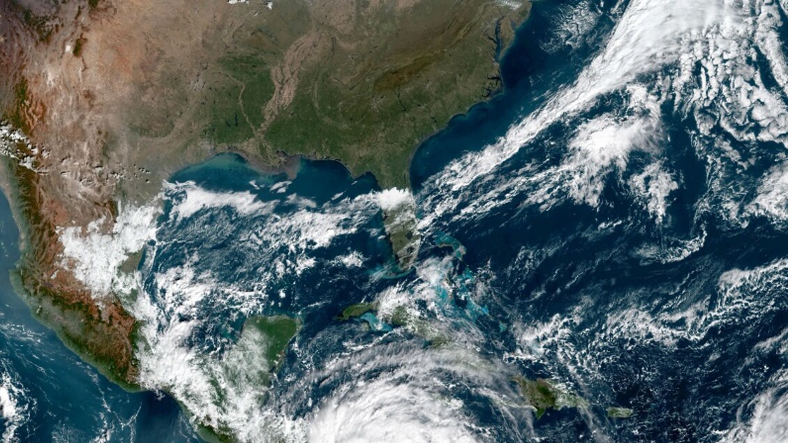 Aurora, l’intelligenza artificiale di Microsoft supera le previsioni meteorologiche