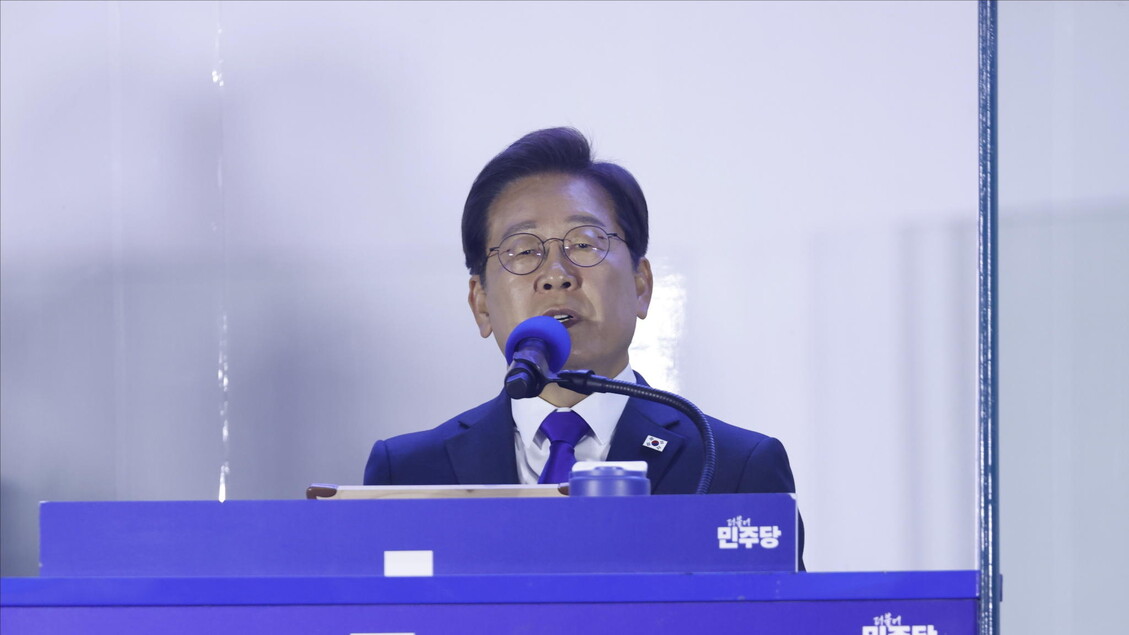 Lee annuncia l’intenzione di riavviare il dialogo con la Corea del Nord