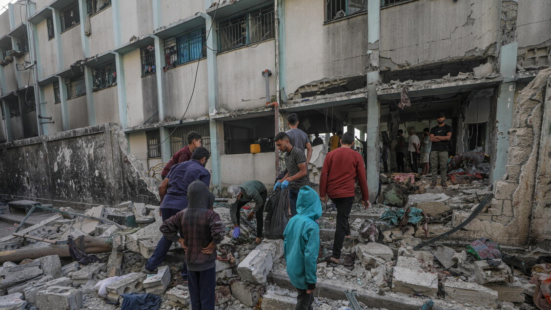 Raid israeliani a Gaza: la protezione civile conferma almeno 10 vittime