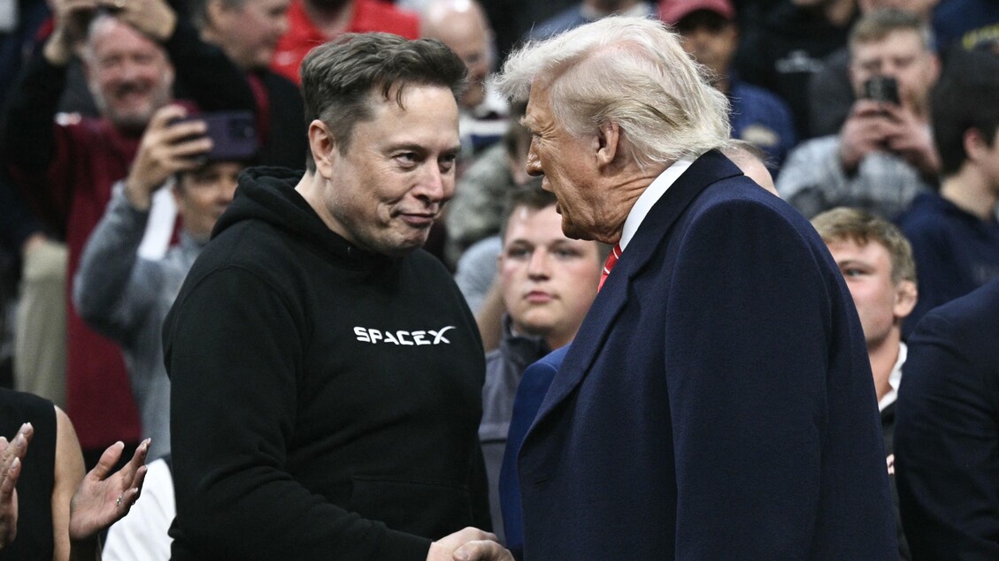 Musk lancia il suo America Party e sfida Trump: Nasa e Pentagono cercano alternative a SpaceX