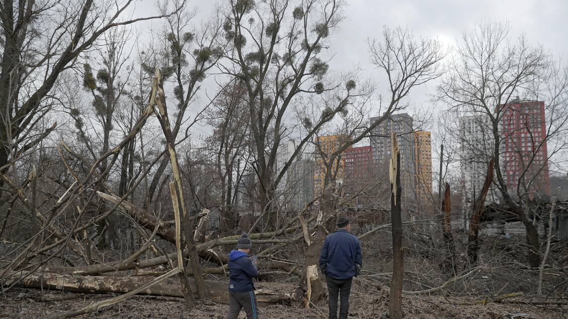 Raid intensi su Kiev e attacchi a strutture sanitarie a Odessa