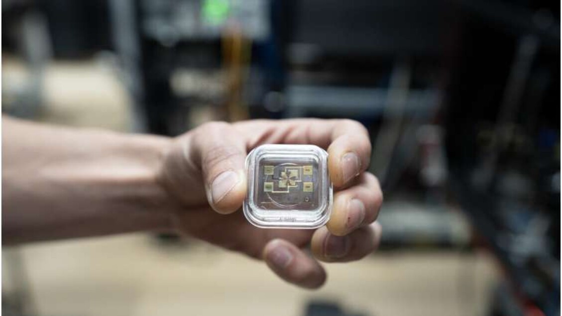 Un orologio atomico stabilisce un nuovo record di precisione globale