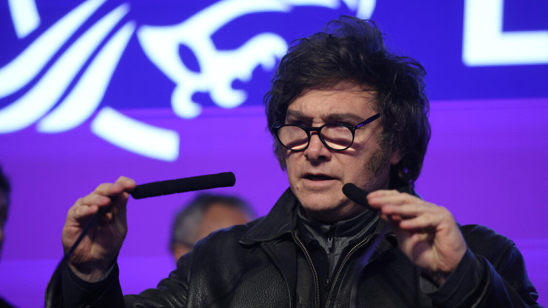 Argentina: dopo la sconfitta, Milei istituisce due tavoli di dialogo