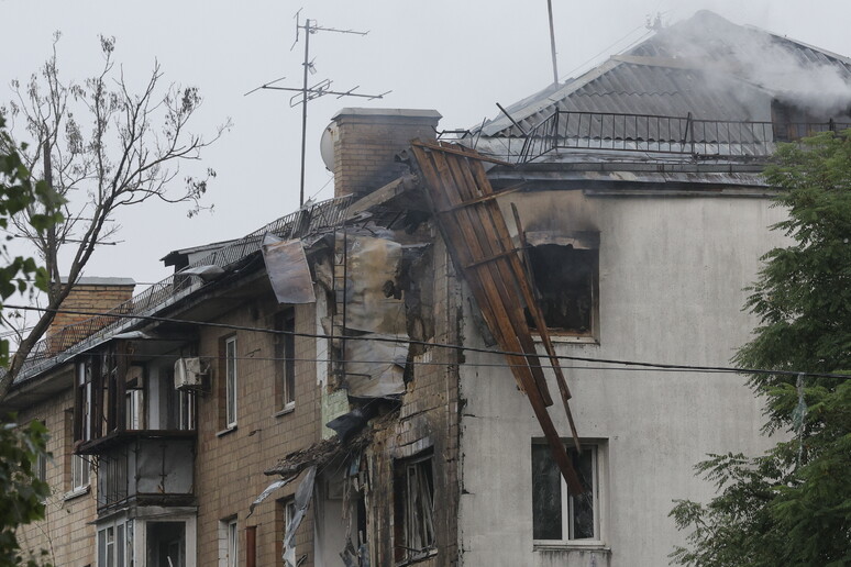 Ucraina: due bambini e i genitori perdono la vita in attacco russo a Sumy