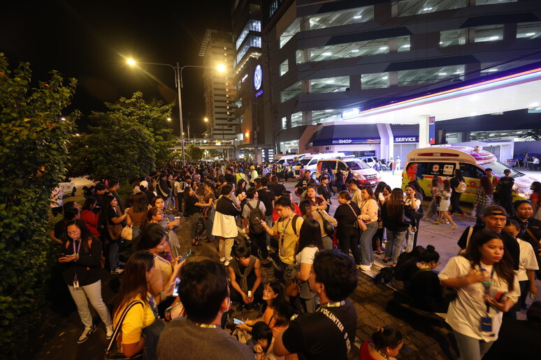 Sisma nelle Filippine: il numero delle vittime raggiunge 26 e 147 feriti