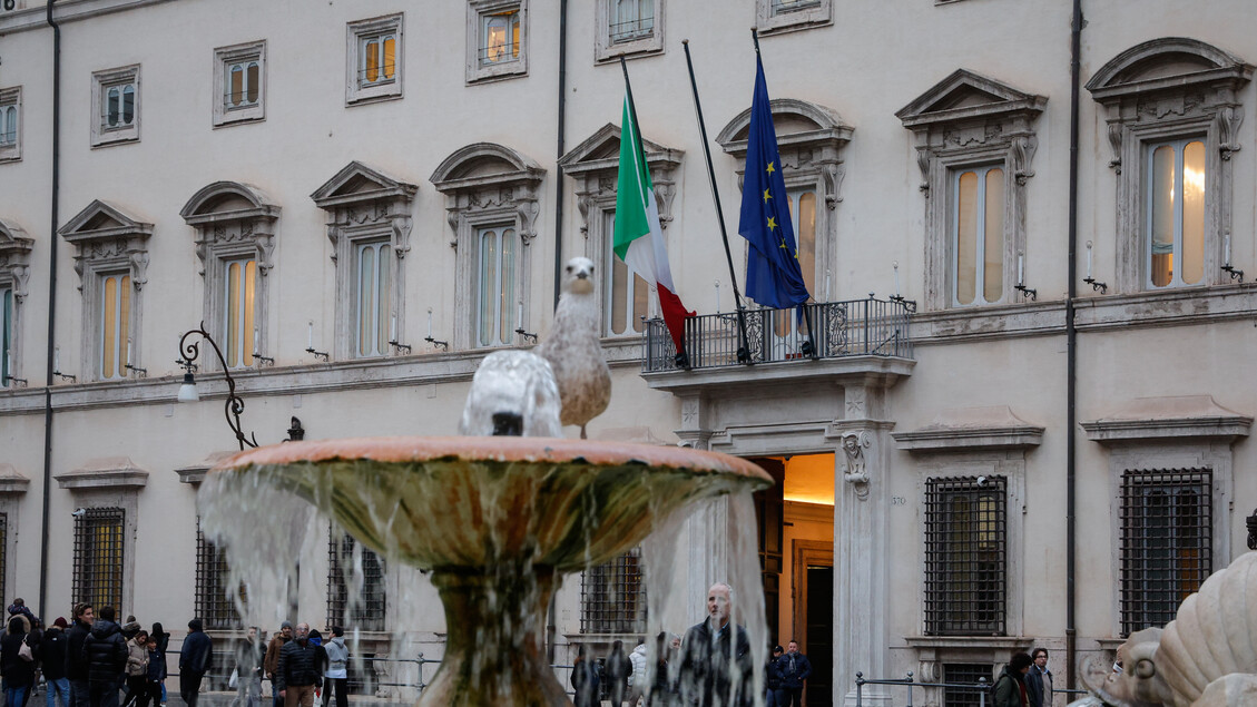 Deficit previsto al 3% nel 2025: 12 miliardi per la difesa in tre anni