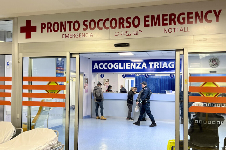 Esplosione a Pomigliano: un operaio ferito perde la vita in ospedale