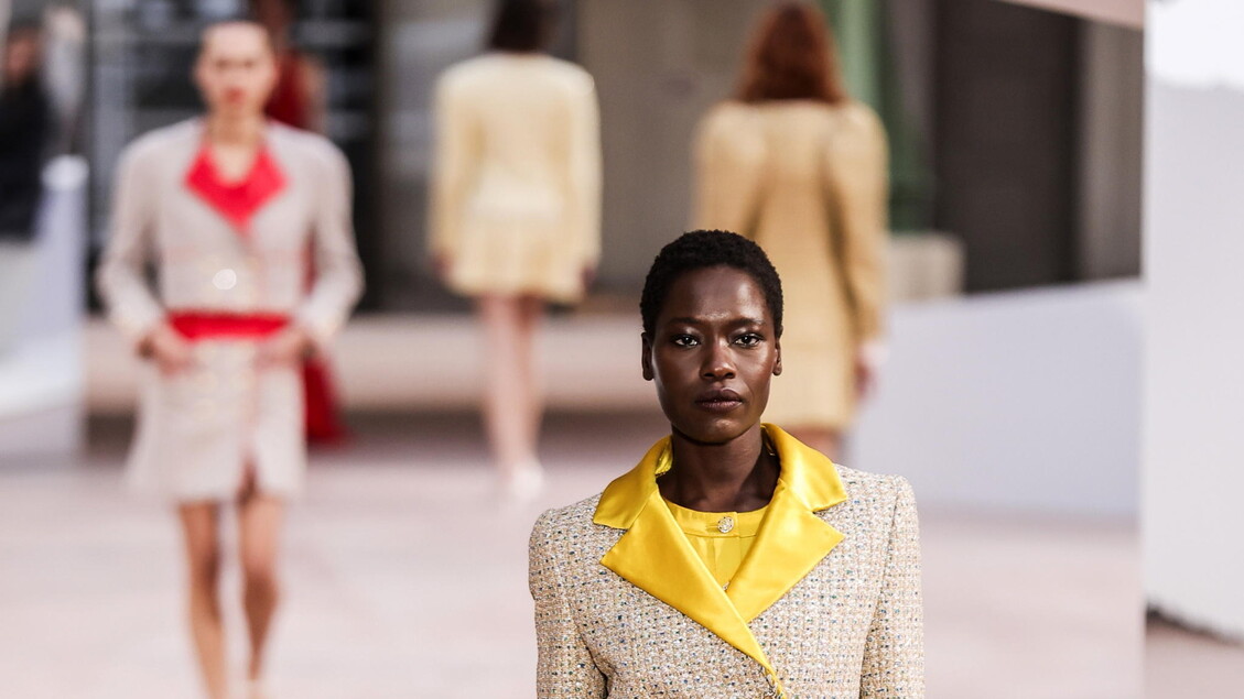 Moda: Blazy presenta la sua prima collezione per Chanel alla settimana della moda