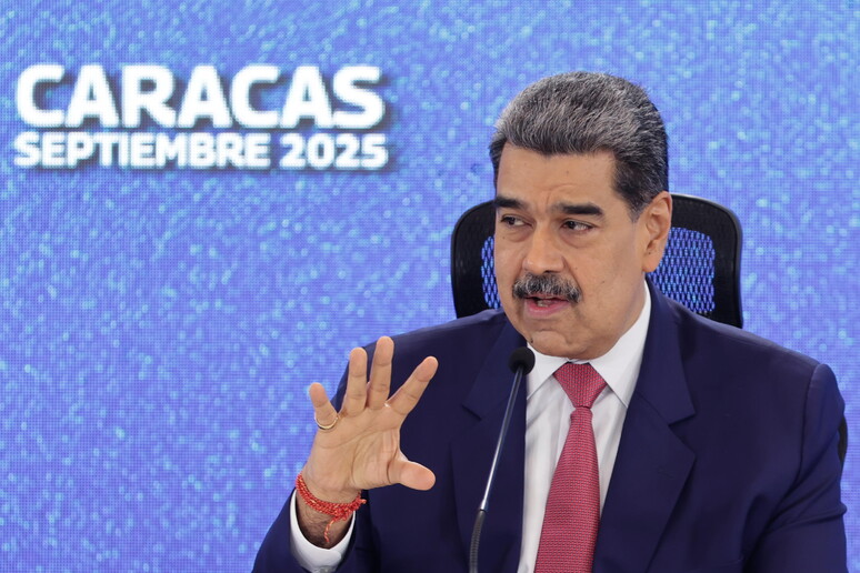 Venezuela: Maduro denuncia un piano di attacco contro l’ambasciata Usa