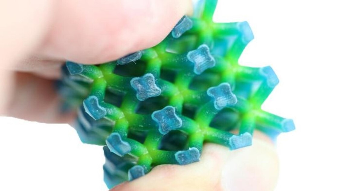 Dalla biologia al design: una stampante 3D integra diversi materiali