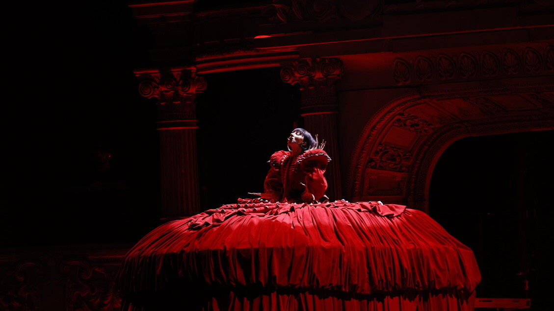 L’orgoglio italiano si esprime nell’opera Gothic Pop di Lady Gaga