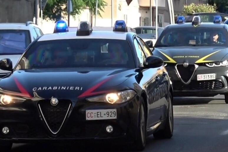 Frode sportiva nel calcio dilettantistico: cinque persone arrestate