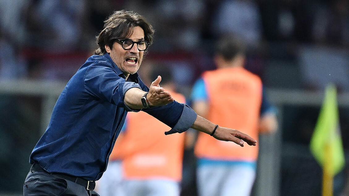 Fiorentina: trattative in corso con Vanoli per la successione di Pioli