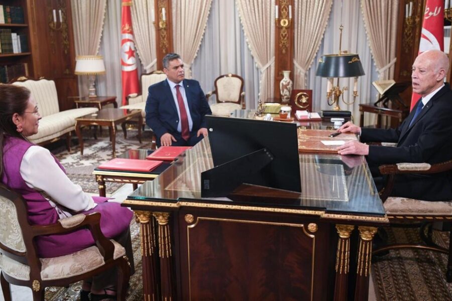 Il presidente della Tunisia, Saied, promuove la semplificazione per gli agricoltori